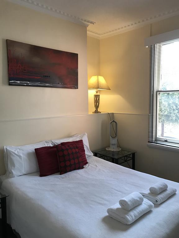 The Mews Motel Launceston Exterior photo